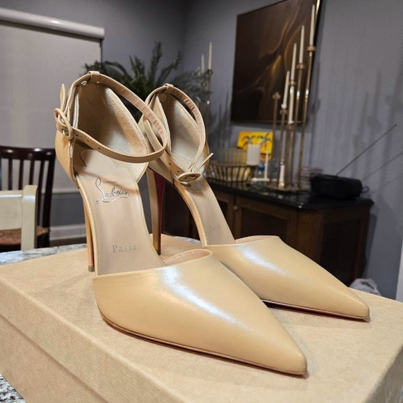 NEW Christian Louboutin Astrida Bridal Pointed Heels Size 40.5 100mm - Picture 5 of 11